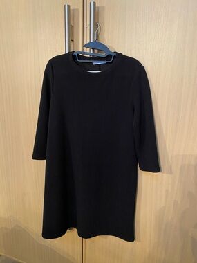 Zara Classic Black Women's Shift Dress - Versatile Everyday Style medium
